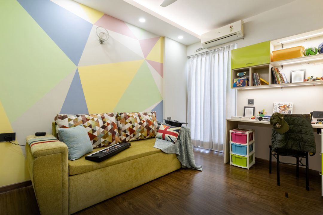 Contemporary Boys Room Design With Abstract Geometrical Wall Design